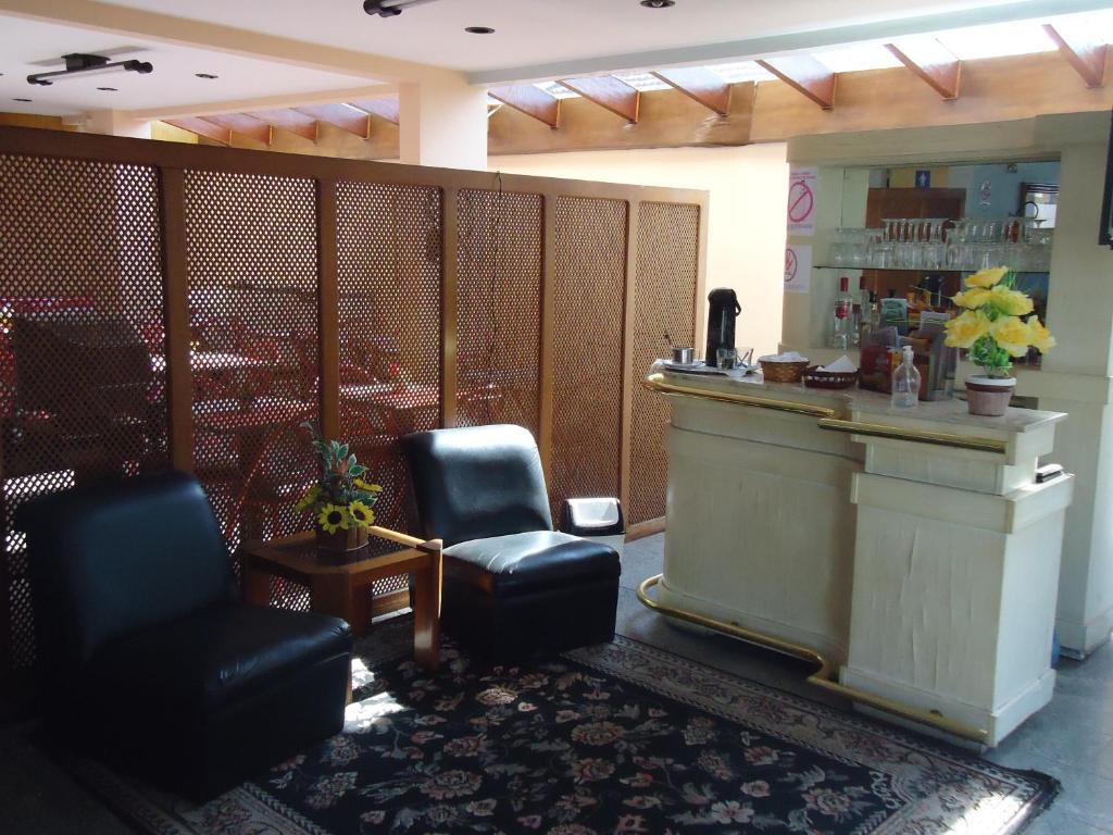 Hotel Six's